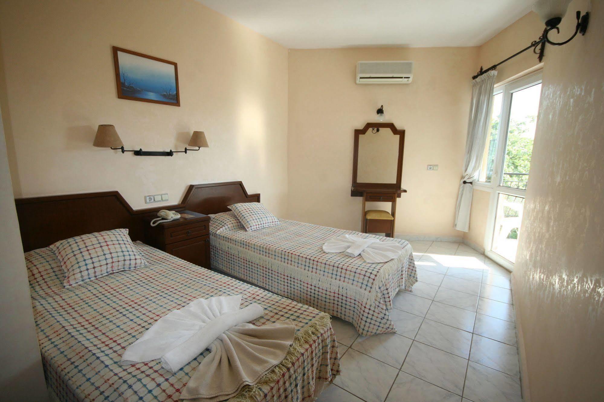 Cypriot Hotel Олудениз Экстерьер фото